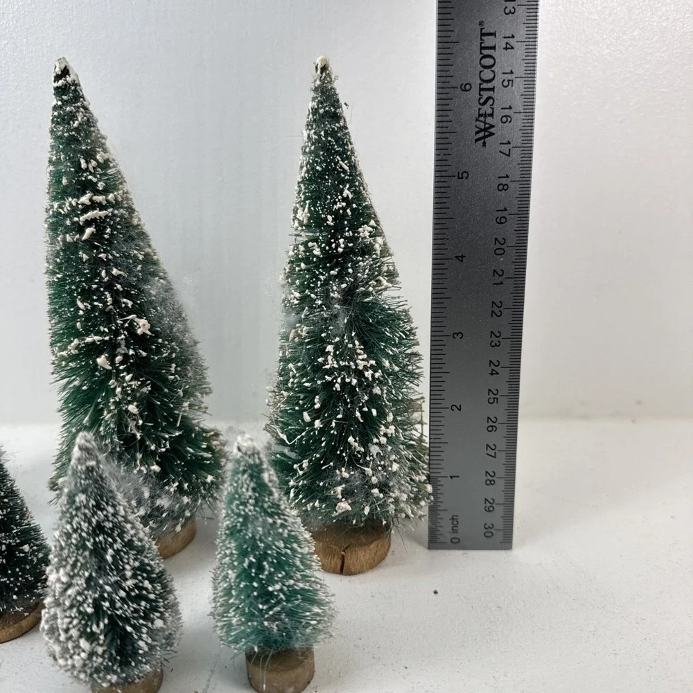 Lot Of 7 Lemax & Midwest Christmas Village 6.5
